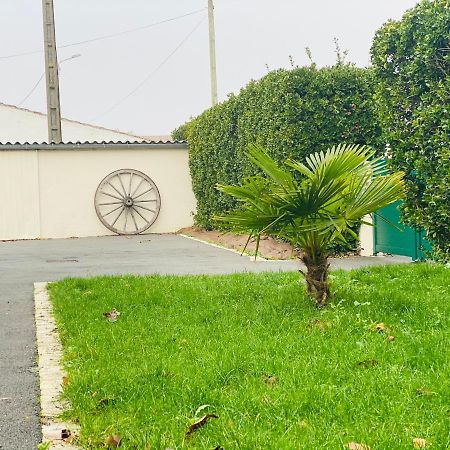 Maison De Campagne Chez Trabou Et Loulou 20 Min De La Rochelle Aigrefeuille-d'Aunis ภายนอก รูปภาพ