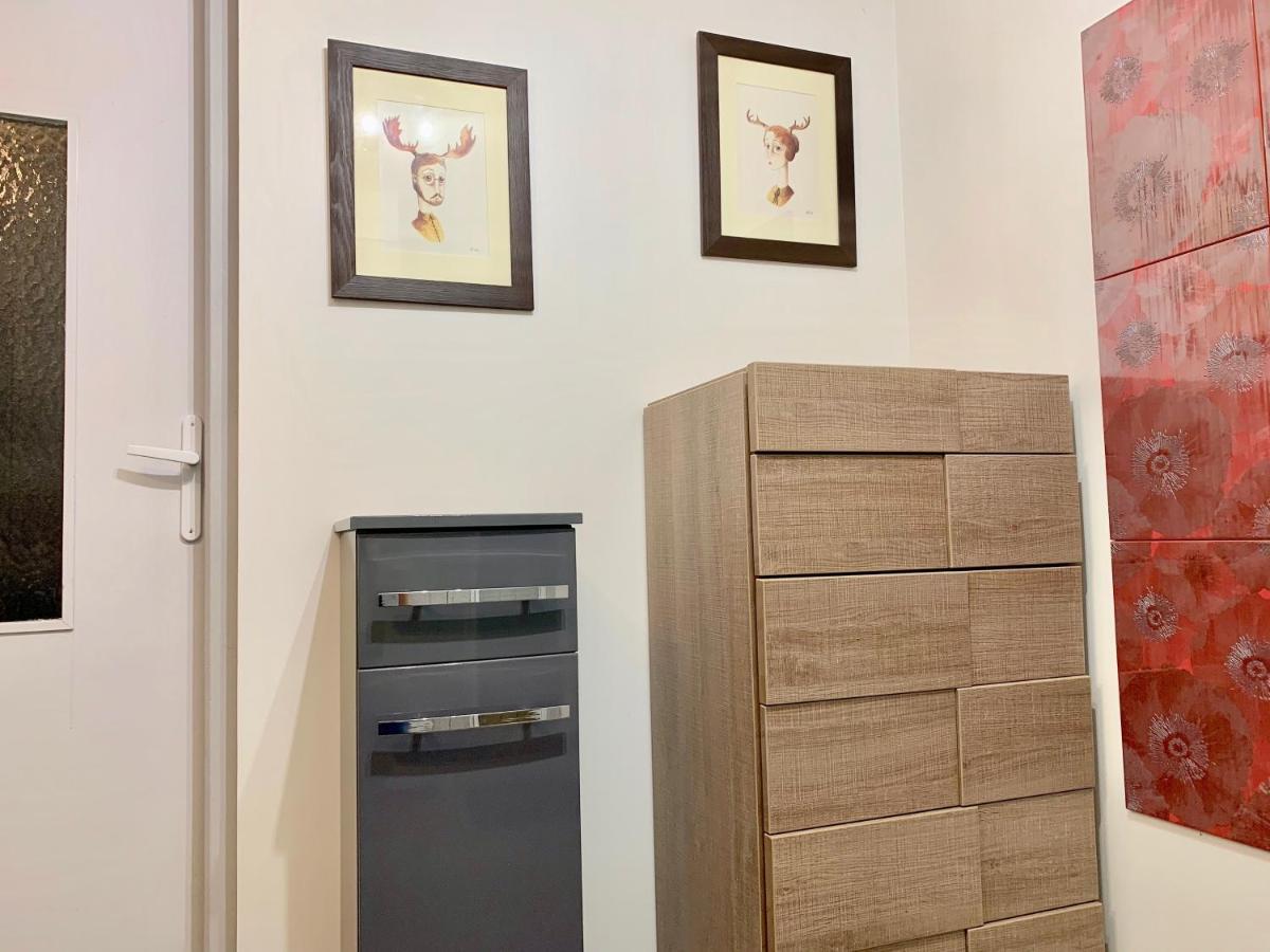Maison De Campagne Chez Trabou Et Loulou 20 Min De La Rochelle Aigrefeuille-d'Aunis ภายนอก รูปภาพ